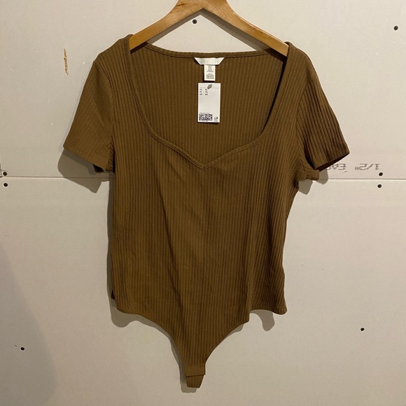 H&M thong bodysuit - Picture 1 of 3